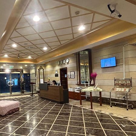 דובאי Al Raya Hotel Apartments מראה חיצוני תמונה
