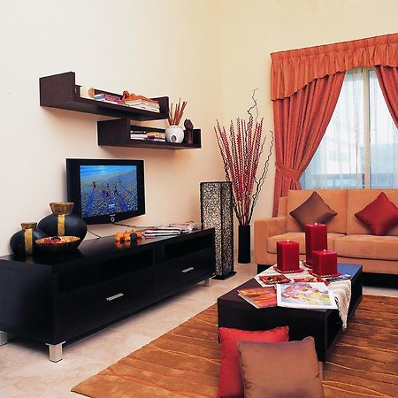 דובאי Al Raya Hotel Apartments מראה חיצוני תמונה