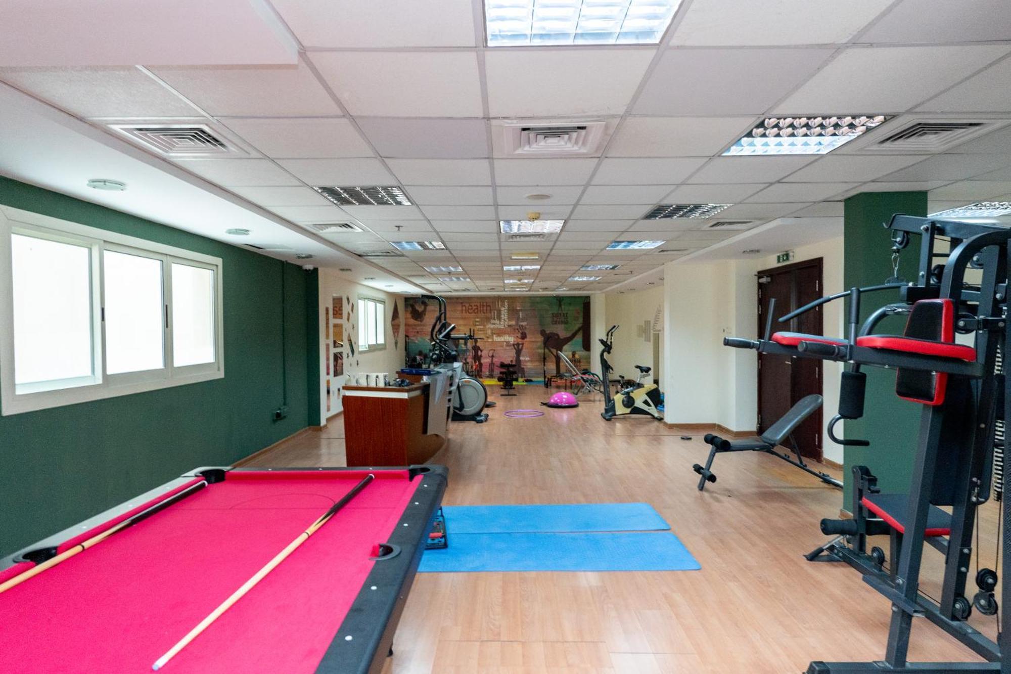 דובאי Al Raya Hotel Apartments מראה חיצוני תמונה