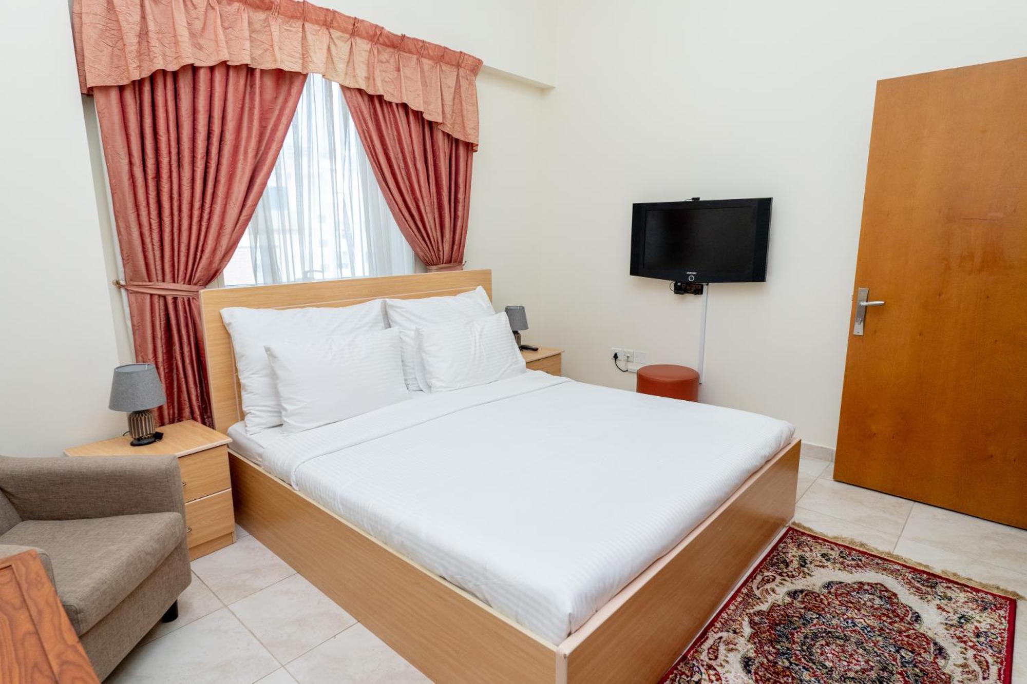 דובאי Al Raya Hotel Apartments מראה חיצוני תמונה
