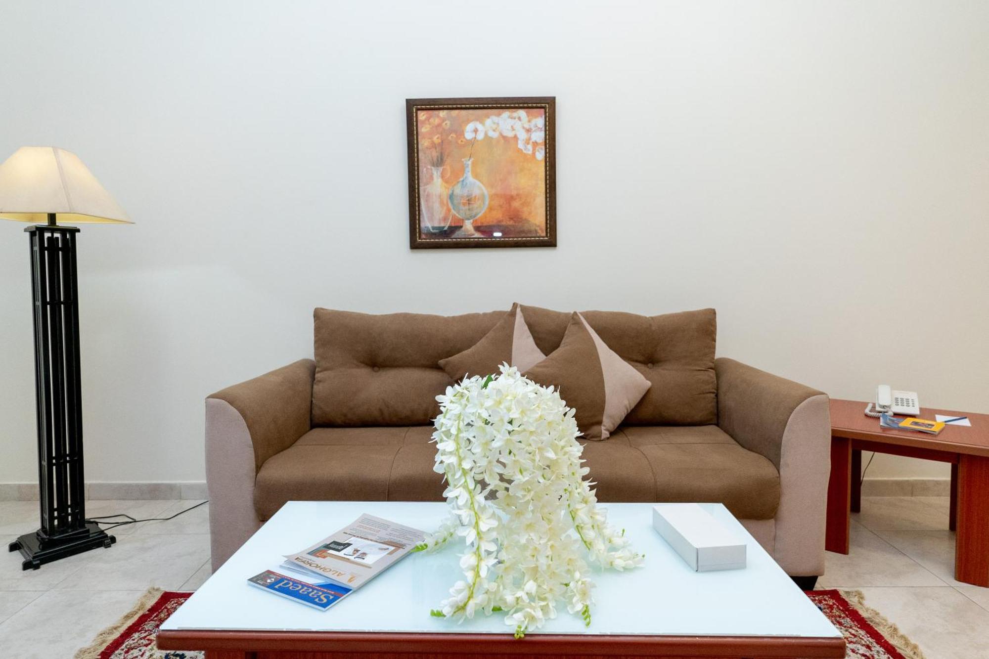 דובאי Al Raya Hotel Apartments מראה חיצוני תמונה
