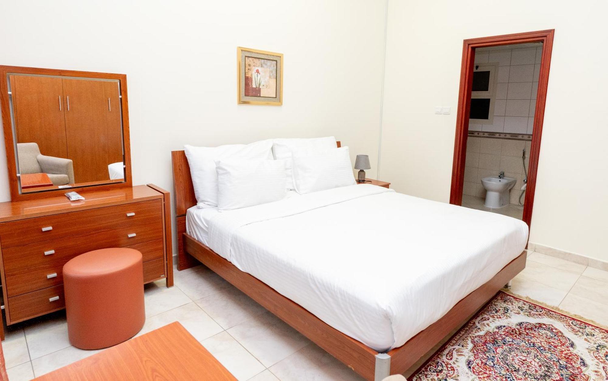 דובאי Al Raya Hotel Apartments מראה חיצוני תמונה