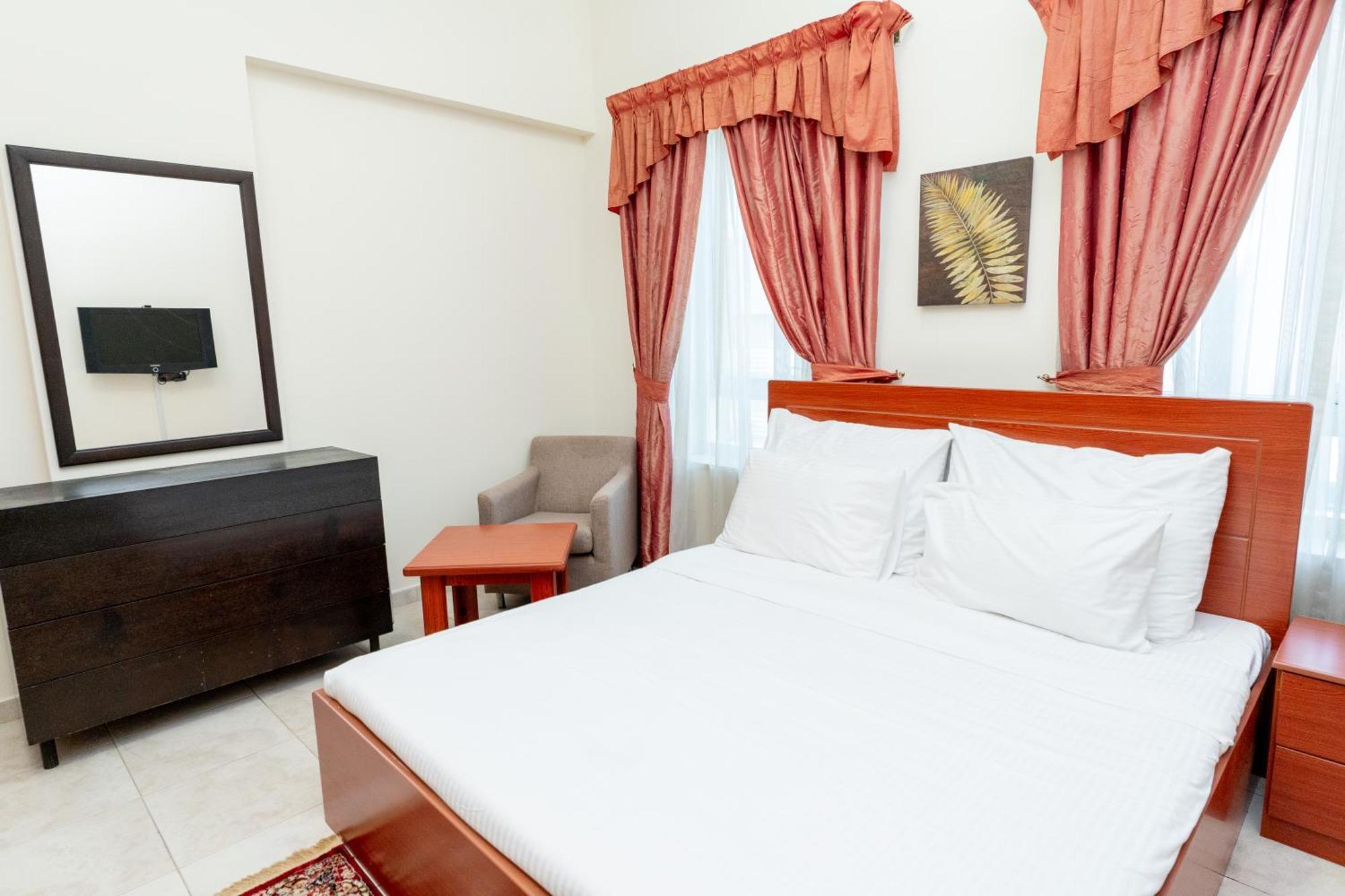 דובאי Al Raya Hotel Apartments מראה חיצוני תמונה