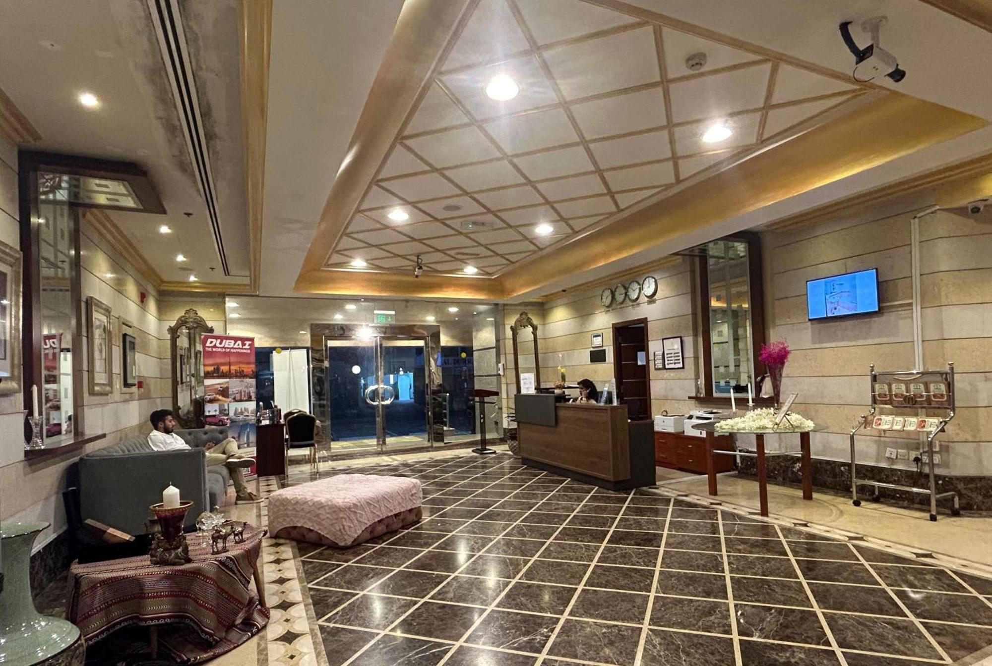 דובאי Al Raya Hotel Apartments מראה חיצוני תמונה