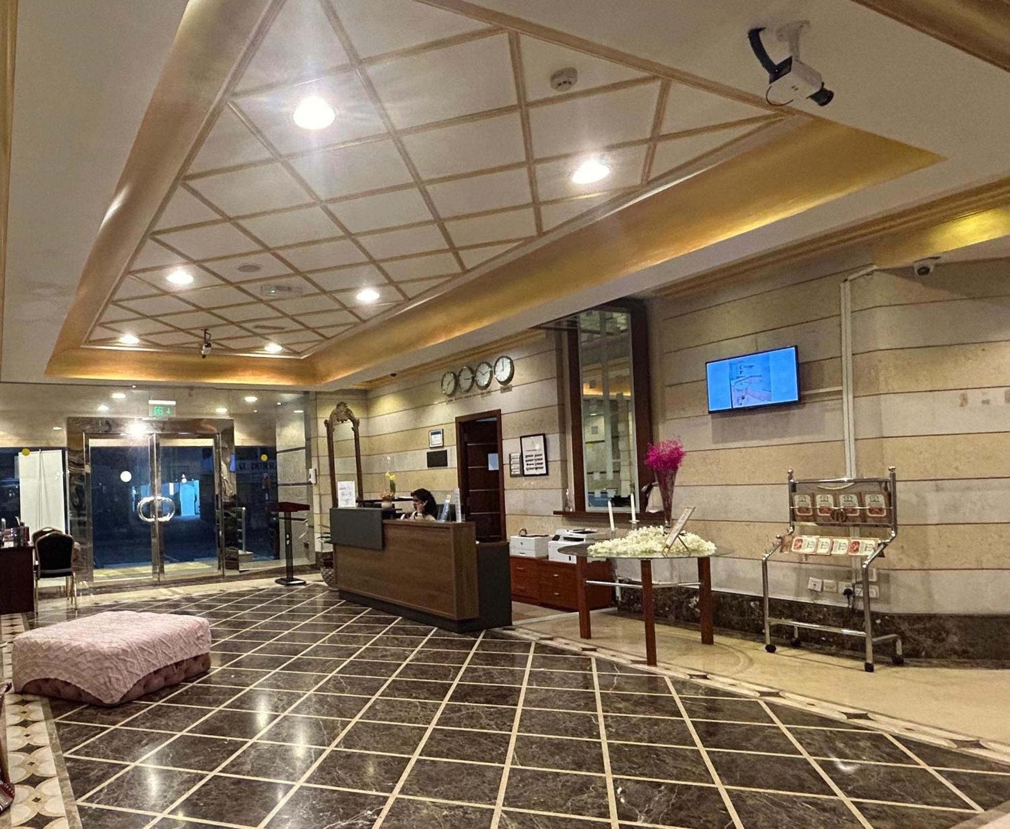 דובאי Al Raya Hotel Apartments מראה חיצוני תמונה