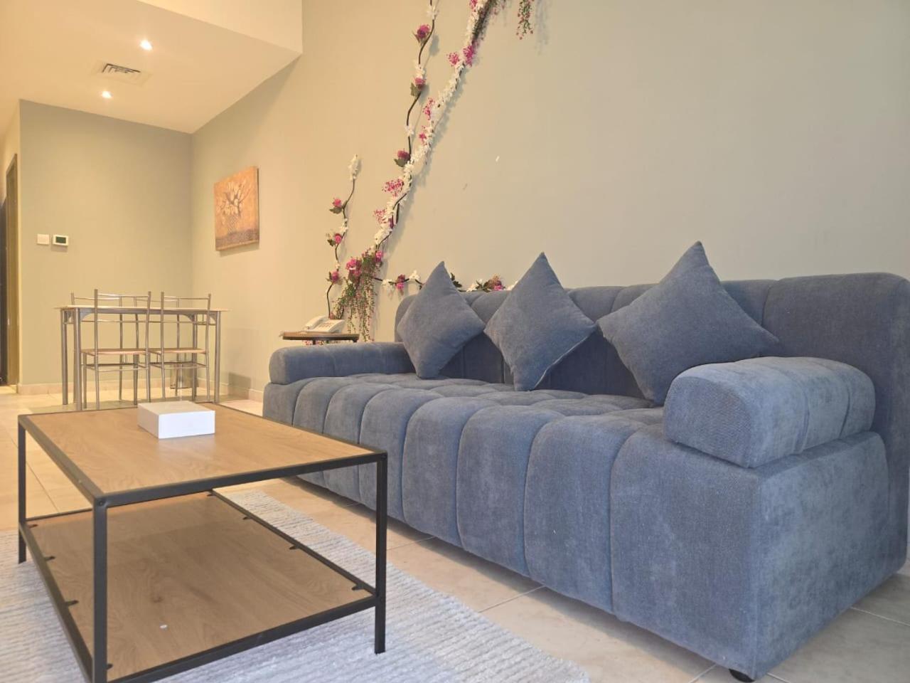 דובאי Al Raya Hotel Apartments מראה חיצוני תמונה