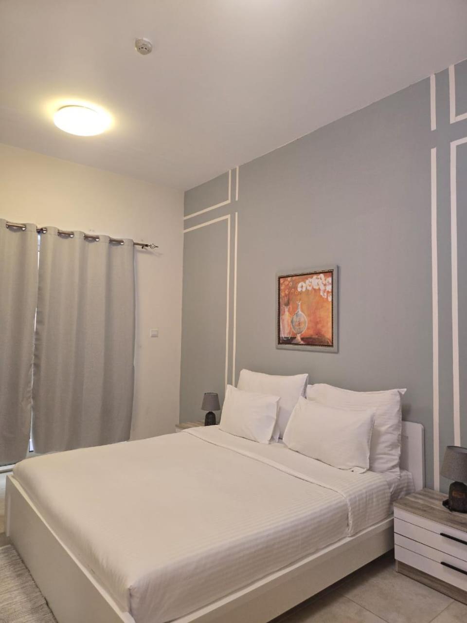 דובאי Al Raya Hotel Apartments מראה חיצוני תמונה