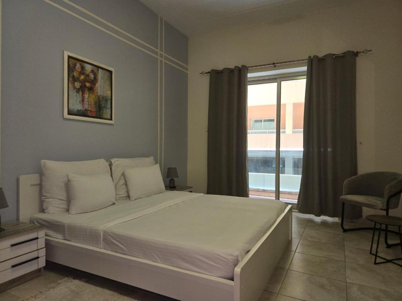 דובאי Al Raya Hotel Apartments מראה חיצוני תמונה